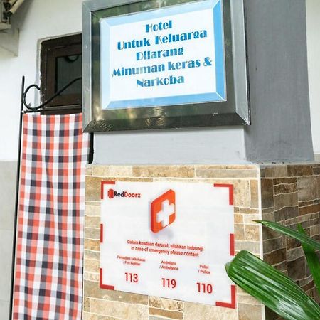 Reddoorz @ Hotel Surabaya Sumenep Exterior foto