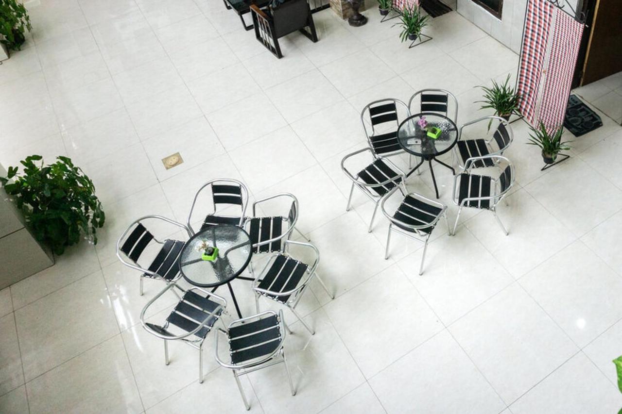 Reddoorz @ Hotel Surabaya Sumenep Exterior foto