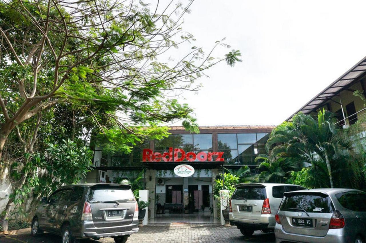 Reddoorz @ Hotel Surabaya Sumenep Exterior foto