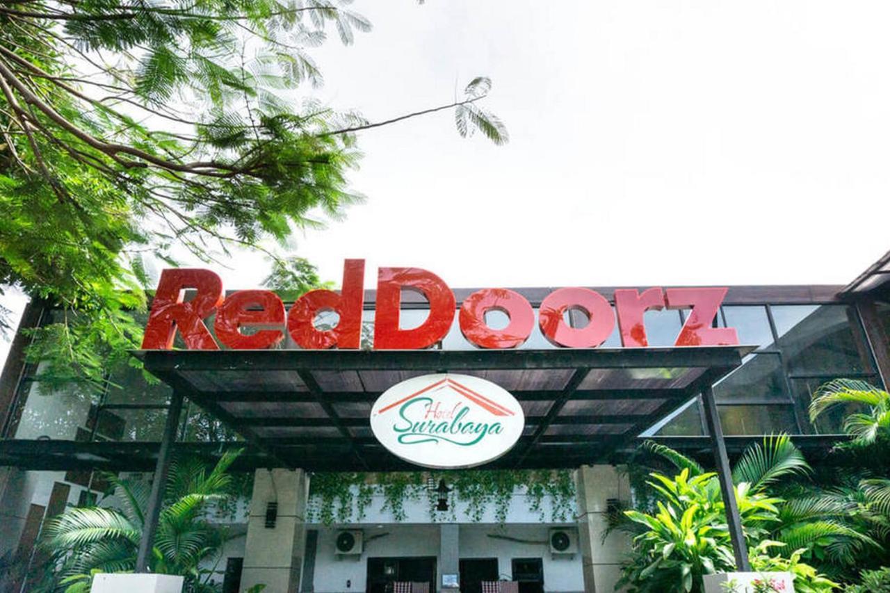 Reddoorz @ Hotel Surabaya Sumenep Exterior foto